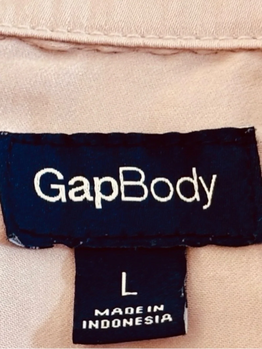 GAP Body Blush Pink Satiny Pajama Set Loungewear Button Up Lightweight L / M EUC